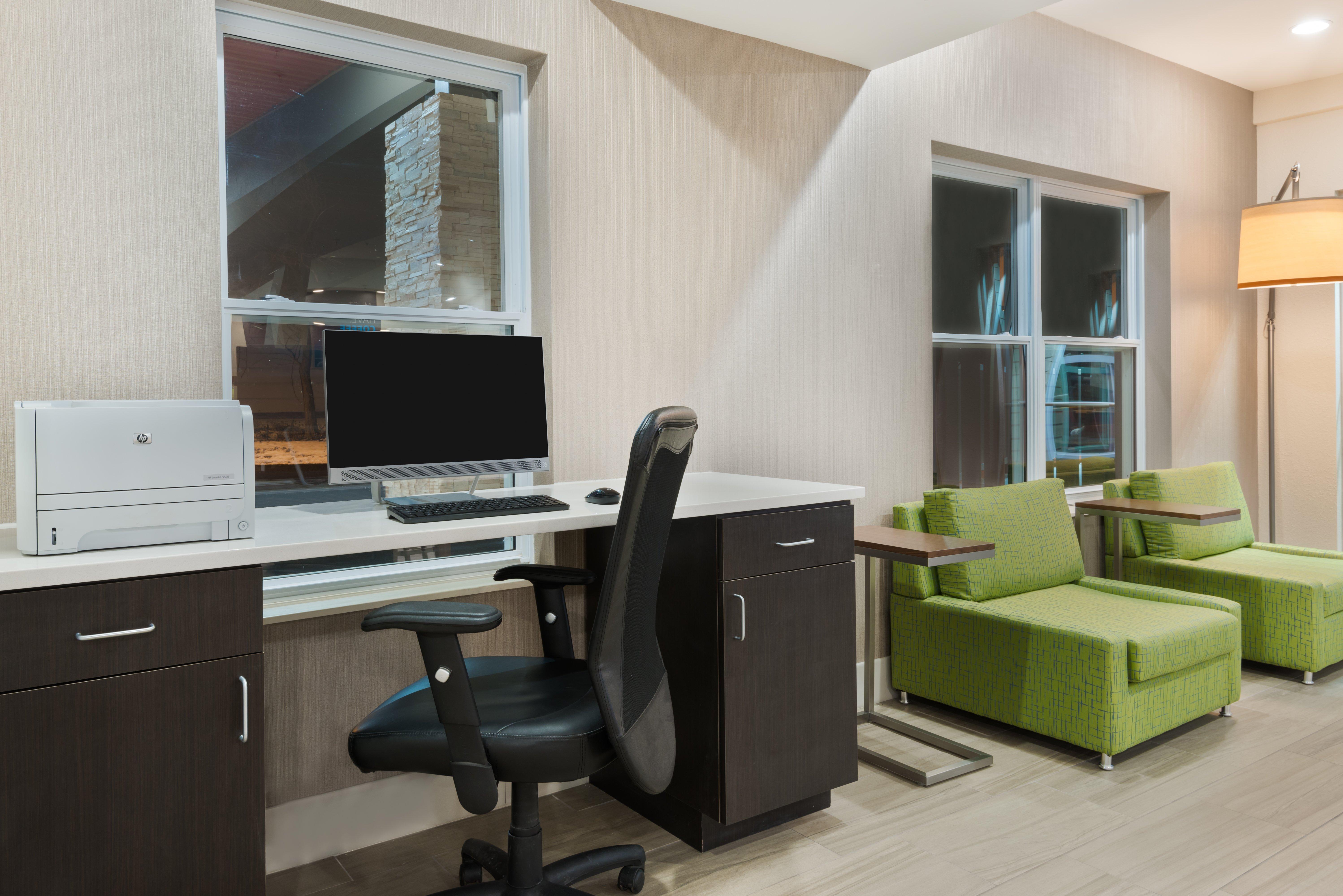 Holiday Inn Express & Suites - Columbus Airport East By Ihg Exteriér fotografie